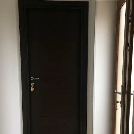 La Casa Nel * カステルメッツァーノ