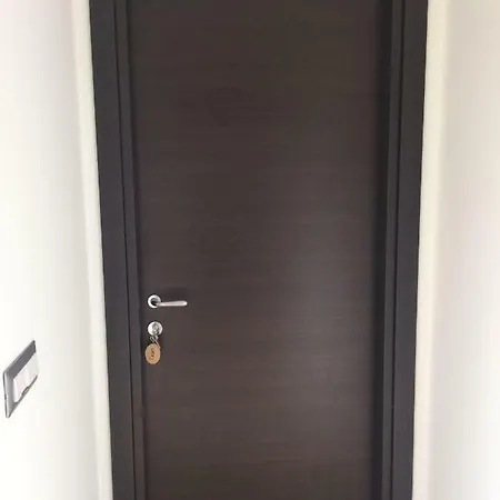 La Casa Nel * カステルメッツァーノ